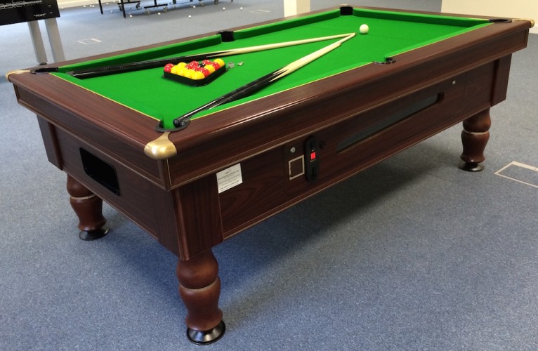 Refurbished Mayfair pool table